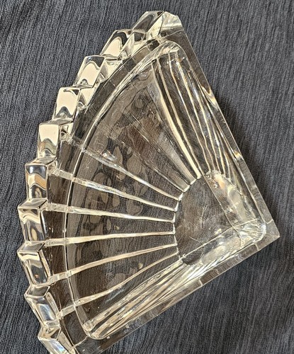 Plato de caramelo o nuez vintage de vidrio transparente con forma de abanico - Imagen 4 de 4