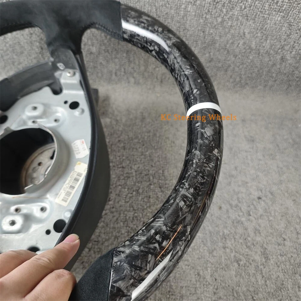 Volante Alcantara de fibra de carbono forjado para Mercedes-Benz e320 W211 2006 Foto 4 de 4