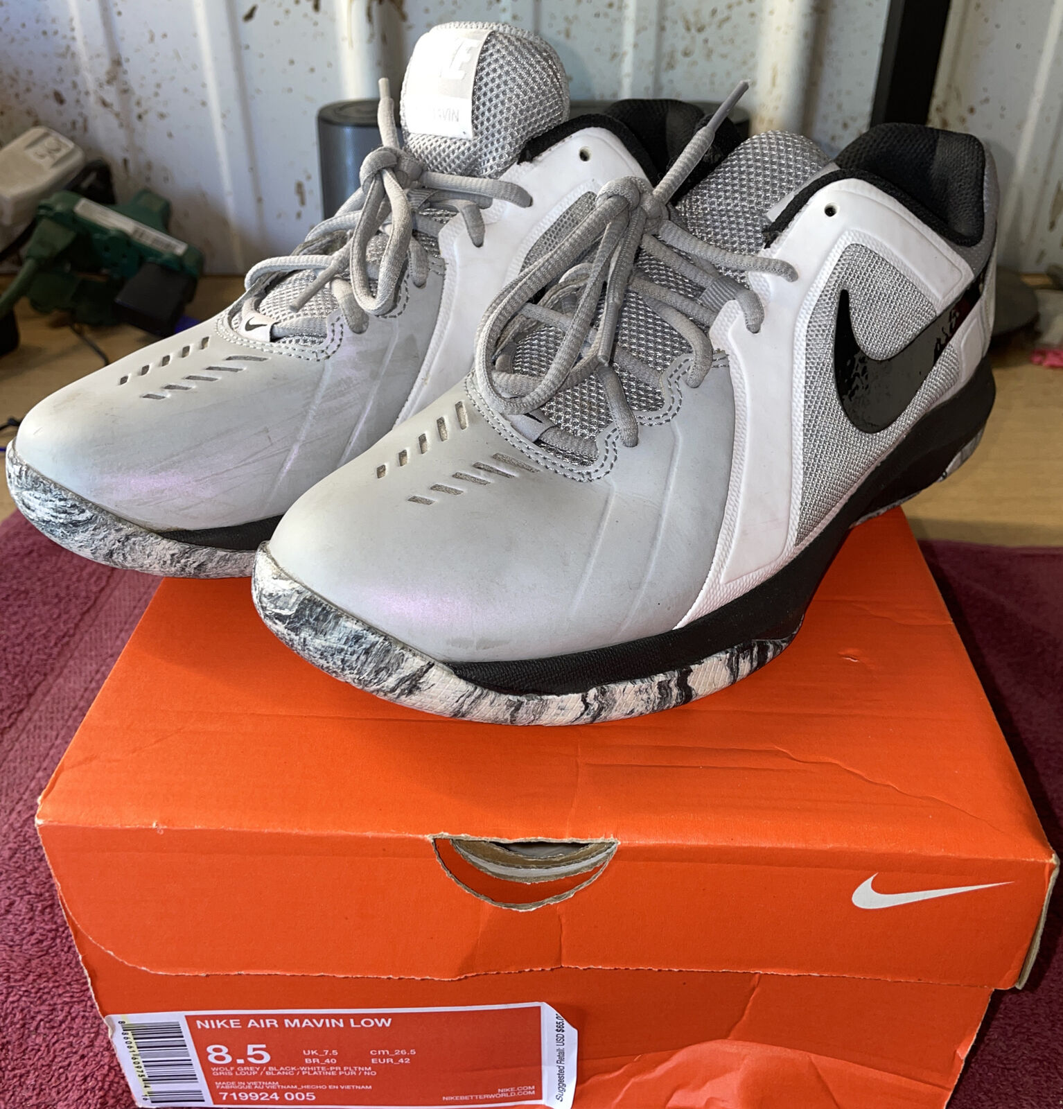 nike air mavin low basketball shoes