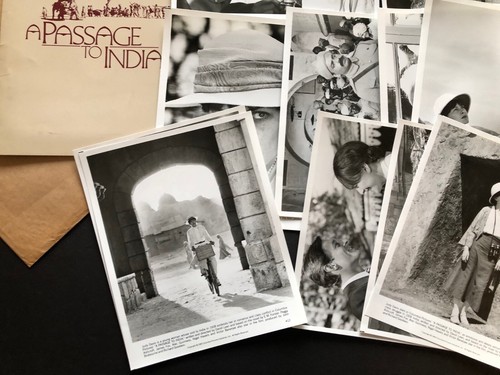 A Passage to India (1984) - Original Movie Press Kit Envelope w/Photos - Picture 5 of 7