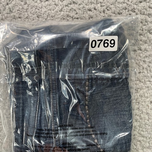 Miley Cyrus Max Azria Jean Shorts Dark Wash Denim Punk Pocket Studs Size 9 - Picture 10 of 10