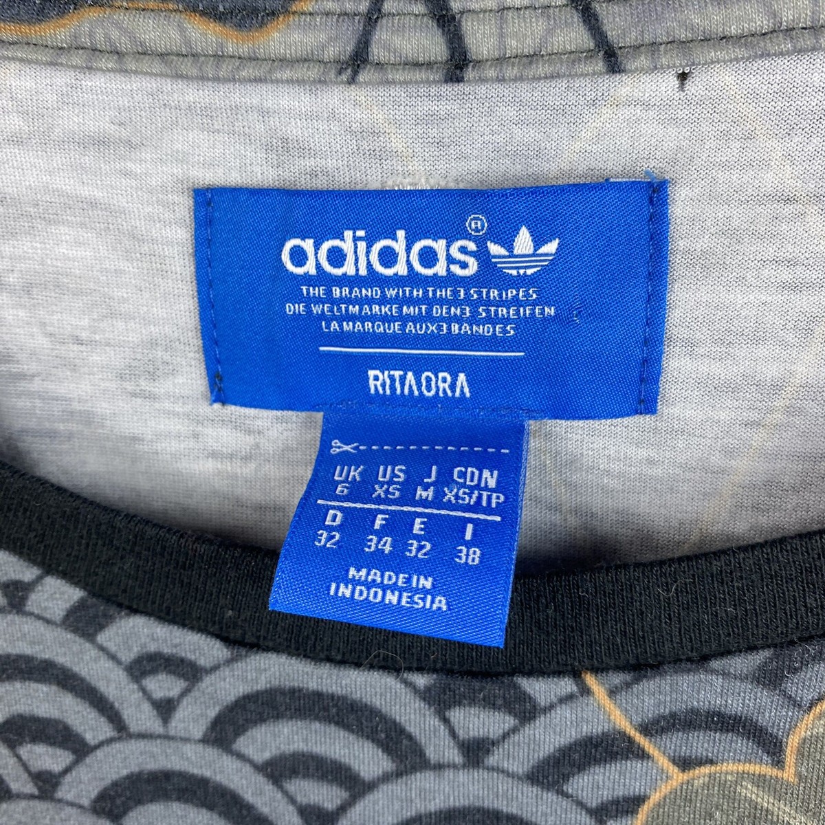 【入手困難品】アディダス　RITAORA トラックジャケット　着物柄　OTサイズ Women's Adidas Originals x Rita Ora Super Track Top Jacket