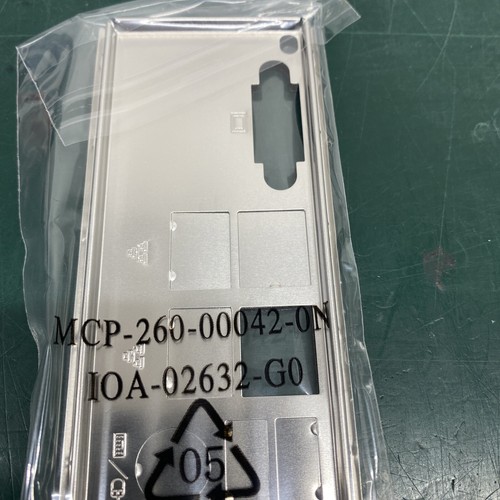 NOWOŚĆ Supermicro I/O Shield Płyta tylna płyty głównej MCP-260-00042-0N X10 X11 X12 A1 - Zdjęcie 3 z 4