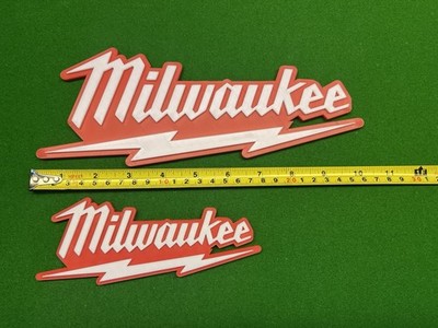 X2 Milwaukee Werkzeugaufkleber Emblem Schild Logo Werkzeugkiste Wandkunst Packout Aufbewahrung UK!