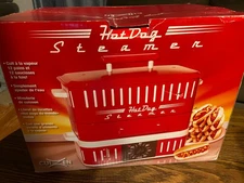 CuiZen "HOT DOG STEAMER" Steams Up To 12 Hot Dogs & 12 Buns / Used Once