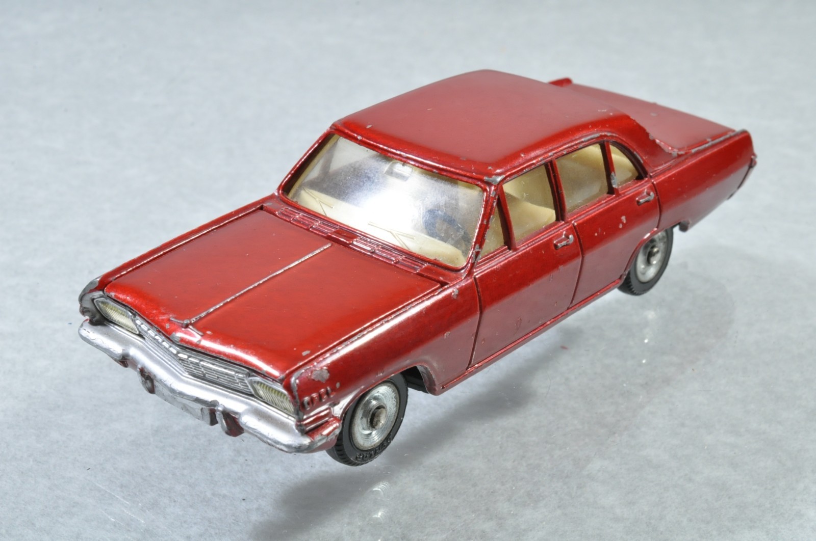 Dinky 513, Opel Admiral - Free Price Guide & Review