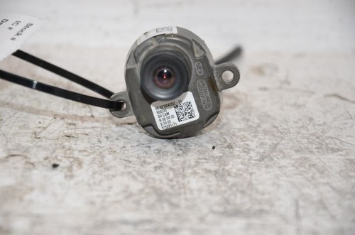2011 2012 2013 BMW 550i Adaptive Cruise Radar Unit Front Mounted 786670
