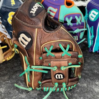 Wilson A1000 A10RB201786 RHT Custom Green Lace Conditioned 11.50