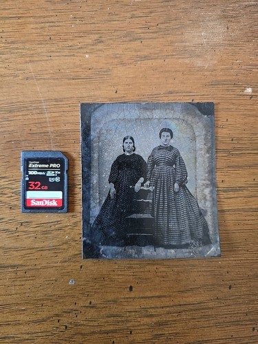 Antique 1860s Tintype Photo – Two Women in Civil War Era Dresses – Hand-Tinted F - Picture 2 of 2