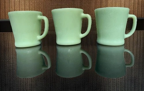 Vintage Fire-King Jadeite D Handle Coffee Mug Lot of 3 Anchor Hocking USA 1940’s