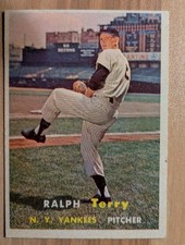 1957 Topps #391 Ralph Terry Yankees Rookie Card, EX, Free Shipping. rookie card picture