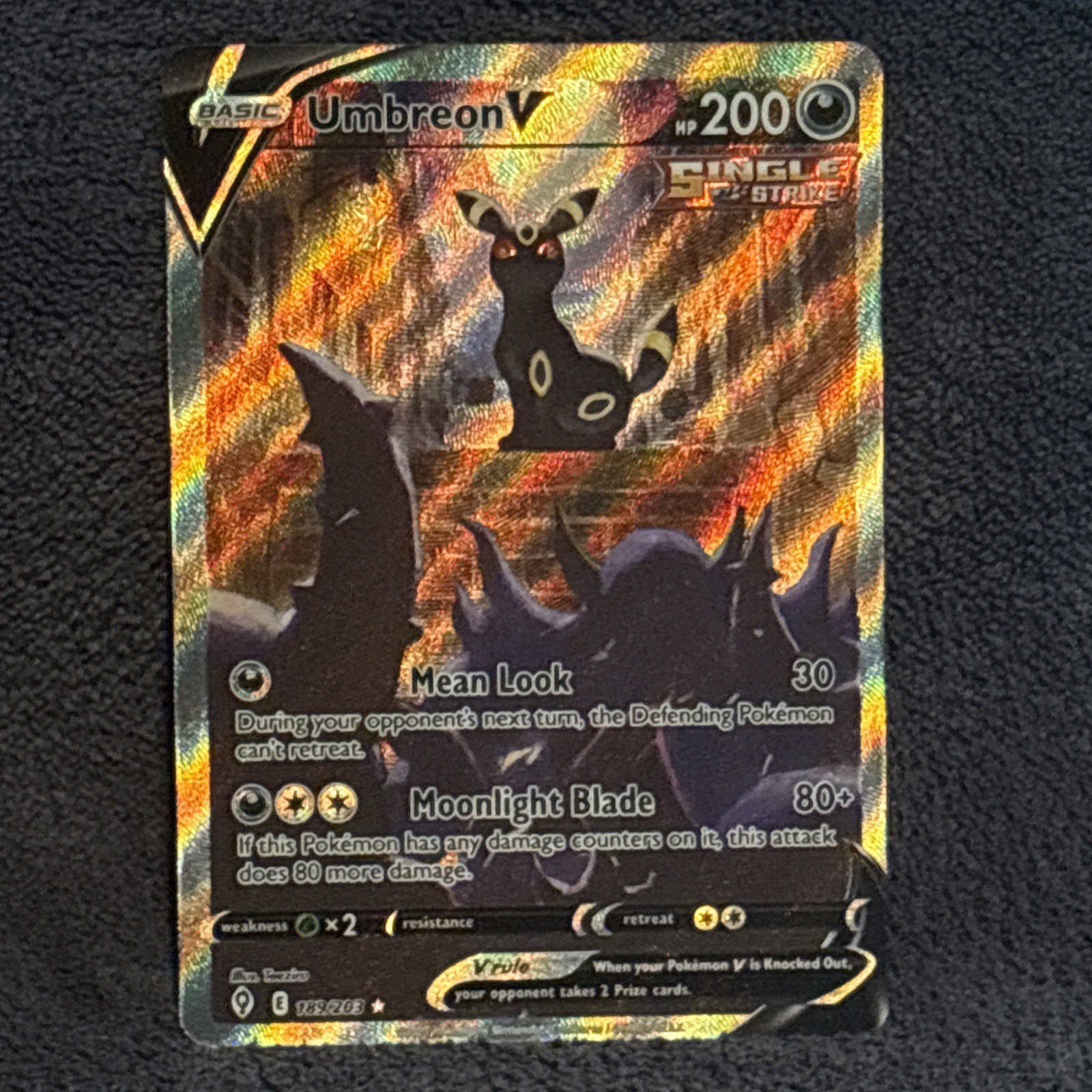 Umbreon v (Alternate Full Art) 189/203SWSH07: Evolving Skies Holo Pokemon TCG NM