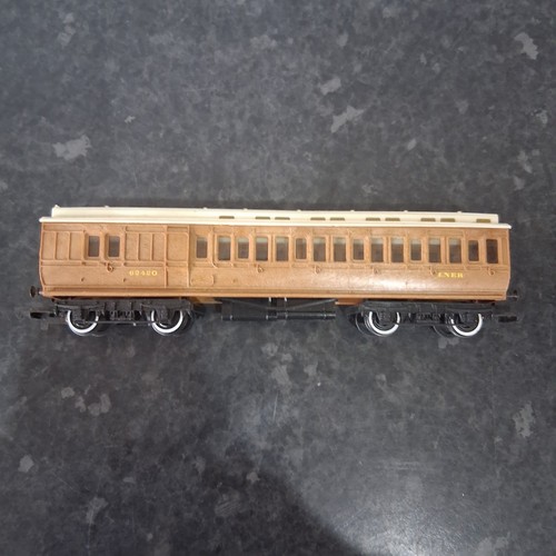 Triang Spurweite OO Short LNER Clerestory 62420 Teak Reisebus sehr guter Zustand Ref EA4 | Zustand: Used