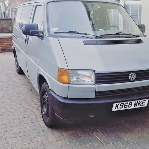 Smokey-Grey-93-1-9D-VW-T4-SWB-LHD-173-5k-Miles-Unique-Interior-Lots-of-extras