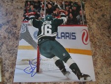 JASON ZUCKER SIGNED 8x10 MATTE PHOTO MINNESOTA WILD (A)