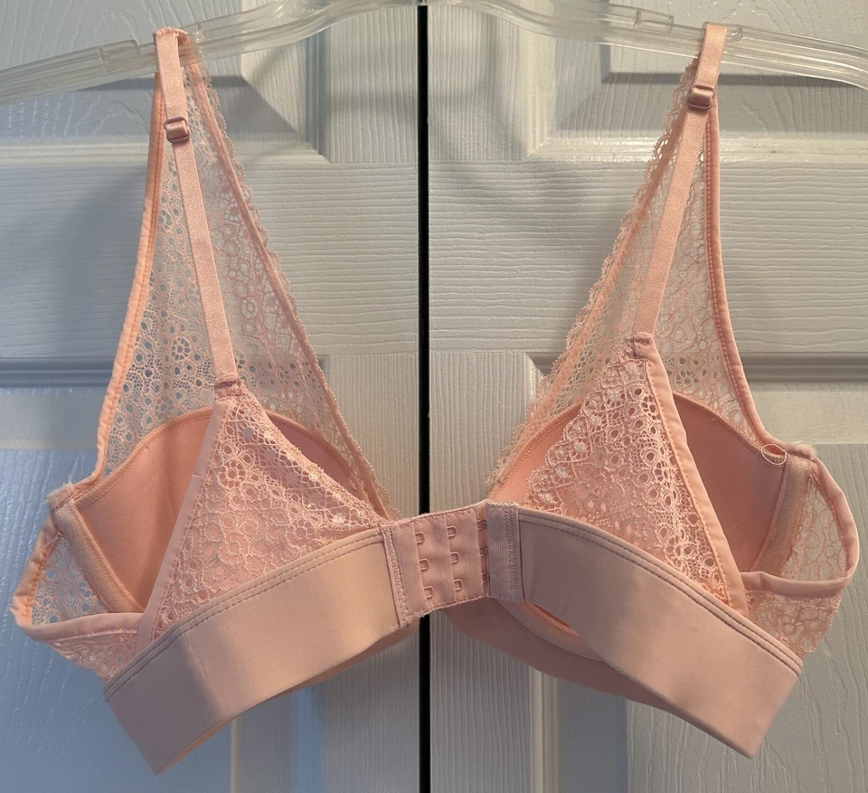 No Boundaries Pink Lace Underwired Plunge Bralette Size 34B - Image 2 of 3
