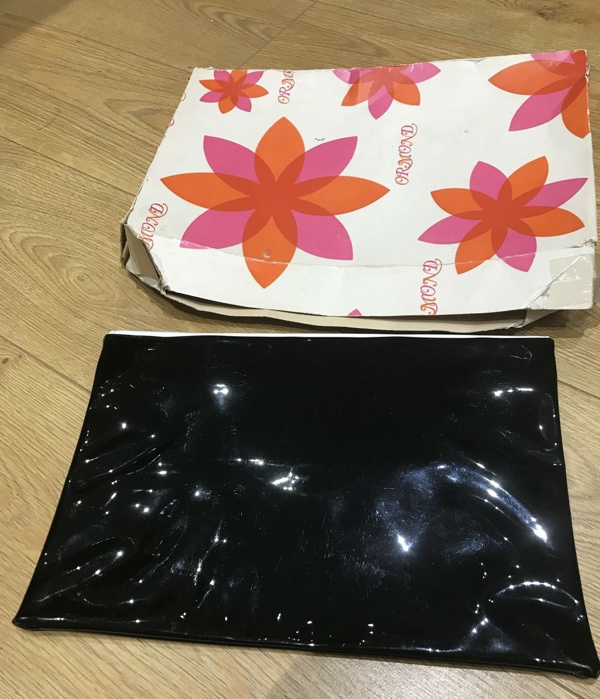 True Vintage 1970s Large Black & White Envelope Clutch Bag, Mod/Northern Soul 2