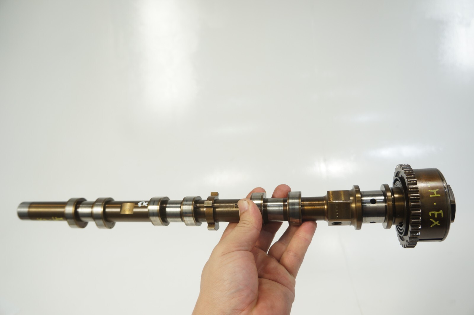 14-2019 maserati ghibli 3.0l v6 LEFT side EXHAUST OUTLET cam shaft camshaft