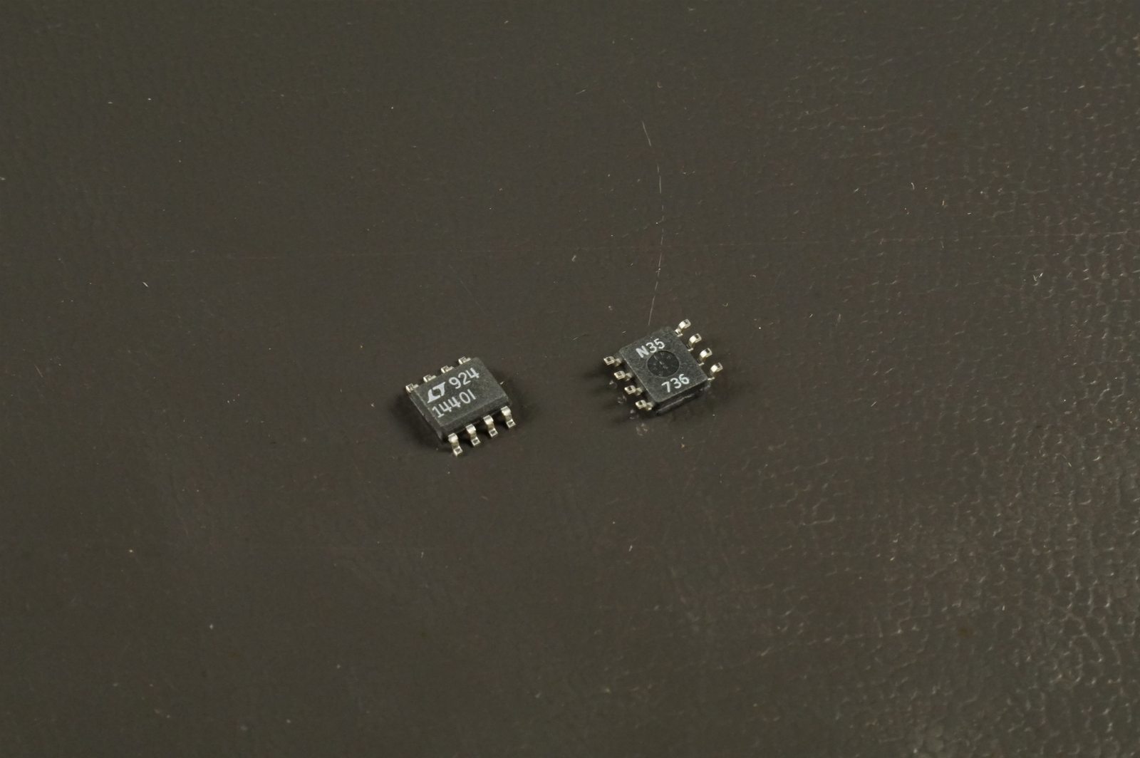 LTC1440IS8 Linear Tech Ultralow Power Single Comparator w/ Reference 8P