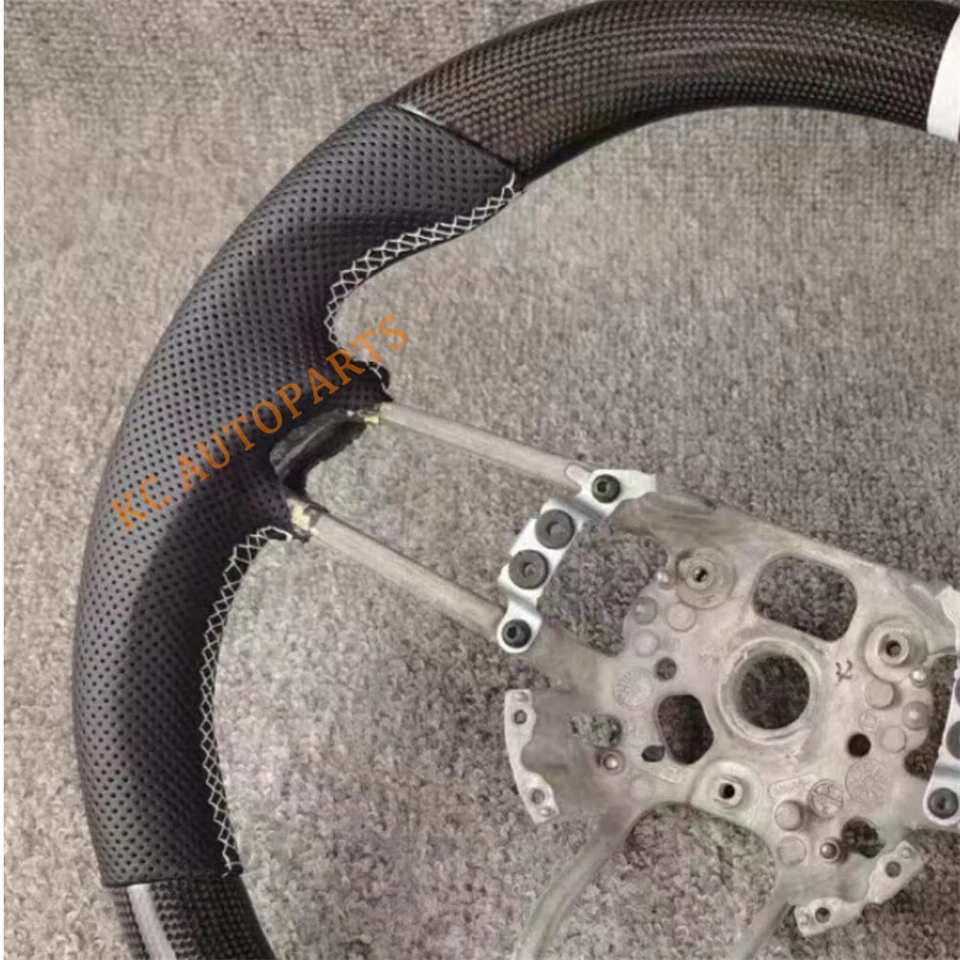 Volante de cuero alcantara de fibra de carbono para Porsche 911 2017 cupé térmico Foto 3 de 4