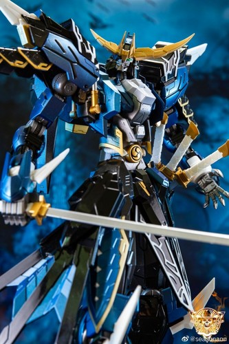 Devil Hunter Samurai Figure Alloy Model Finished Robot Toy Kit New - Picture 1 of 11