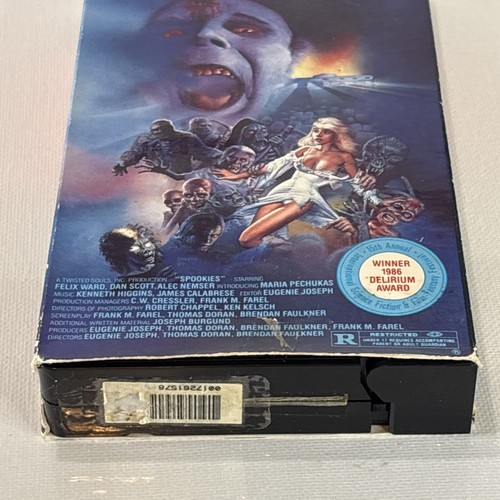 Spookies vhs Sony 1985 Horror SFX Halloween rare vhtf Free Shipping - Picture 3 of 15