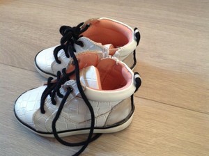 river island baby shoes