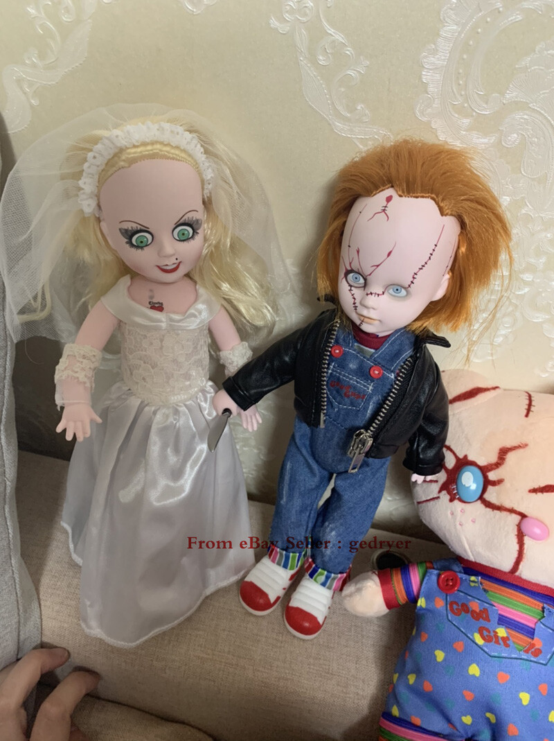 MEZCO 10-inch living dead doll. Chucky and Tiffany Suits Action