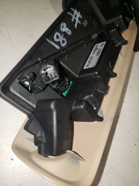 Maserati Quattroporte 2007 Console switch P/N 610581