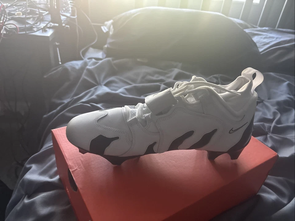 Size 11 Nike Vapor Edge DT 96 TD Colorado Away Diamond Turf Cleats HJ3360-100 - Image 3 of 4