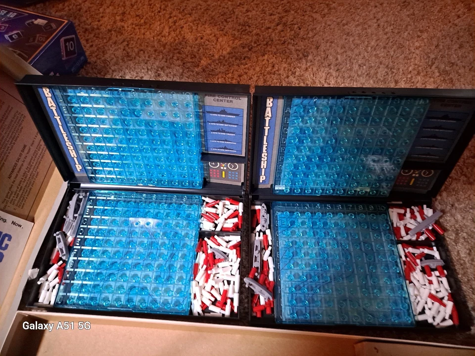 Vintage Battleship Strategy Game By MB 1984 #4730 - Image 2 of 3