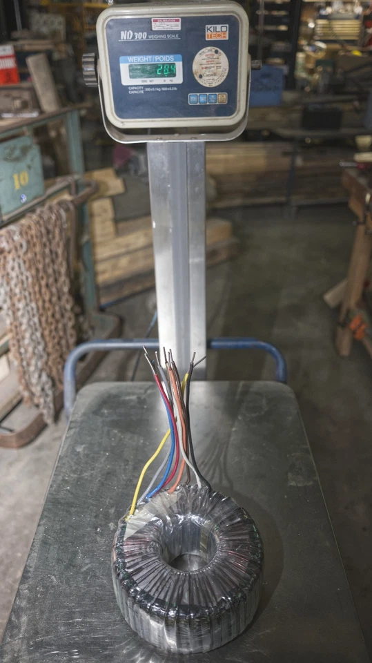 Hammond Toroidal Transformer 182v40 New Old Stock worth its weight in copper - Image 2 of 4