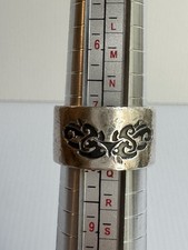 VTG NATIVE AMERICAN 925 STERLING SILVER 13 GR ETCHED RING SZ 7