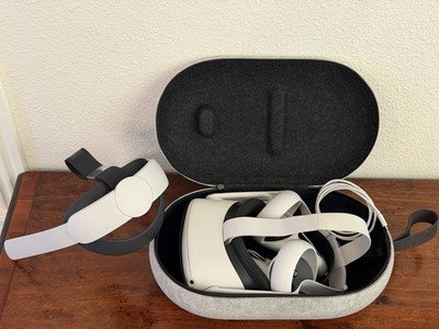 Meta Oculus Quest 2 128GB VR Headset, Controllers, Case & Head Strap Excellent  