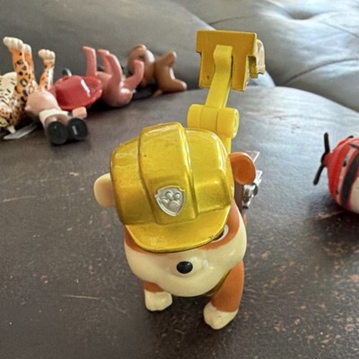 Spin Master Paw Patrol Rubble Toy Figure with Construction Hat, Excavator Arm
