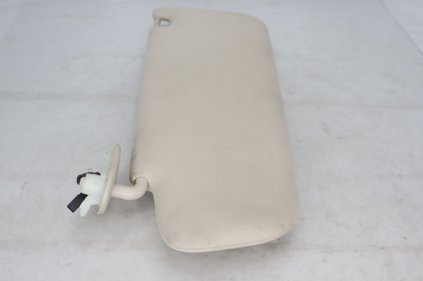 Maserati Ghibli 2014-2021 Front Right Sun visor