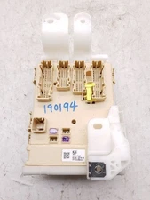 14 15 16 17 TOYOTA COROLLA S CABIN FUSE BOX 82730-02F40