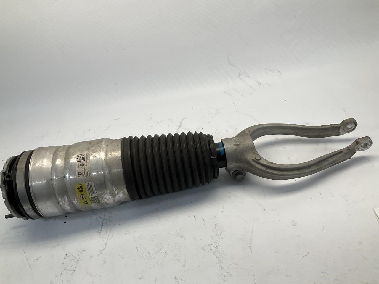 23-24 Maserati GranTurismo M189 Front Right Passenger Strut Shock Absorber Q