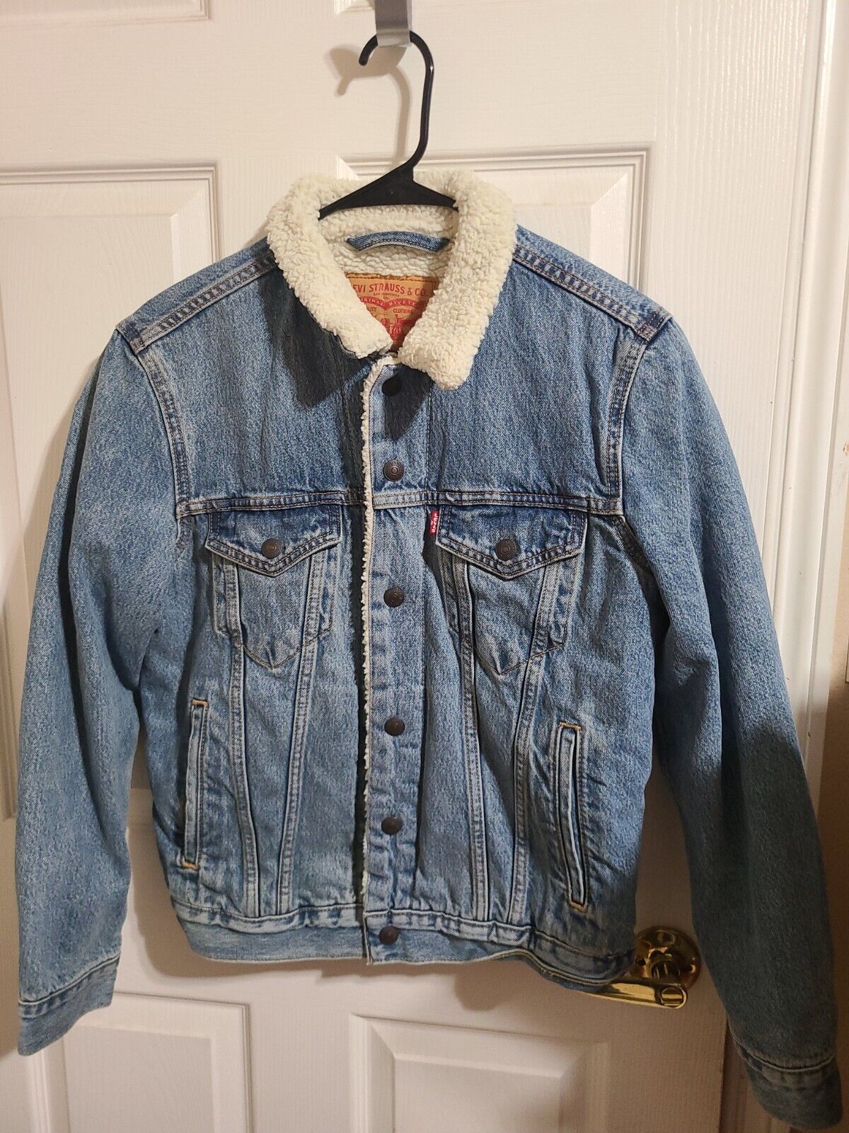 Levi's Premium Type 3 Sherpa Trucker Denim Jacket With Faux Fur Collar Size  Smal | eBay