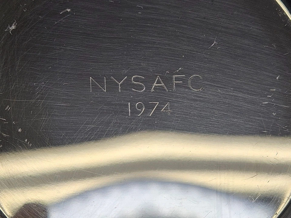 Cenicero Oneida Silversmiths por Paul Revere reproducción borde tonificado NYSAFC Foto 3 de 4