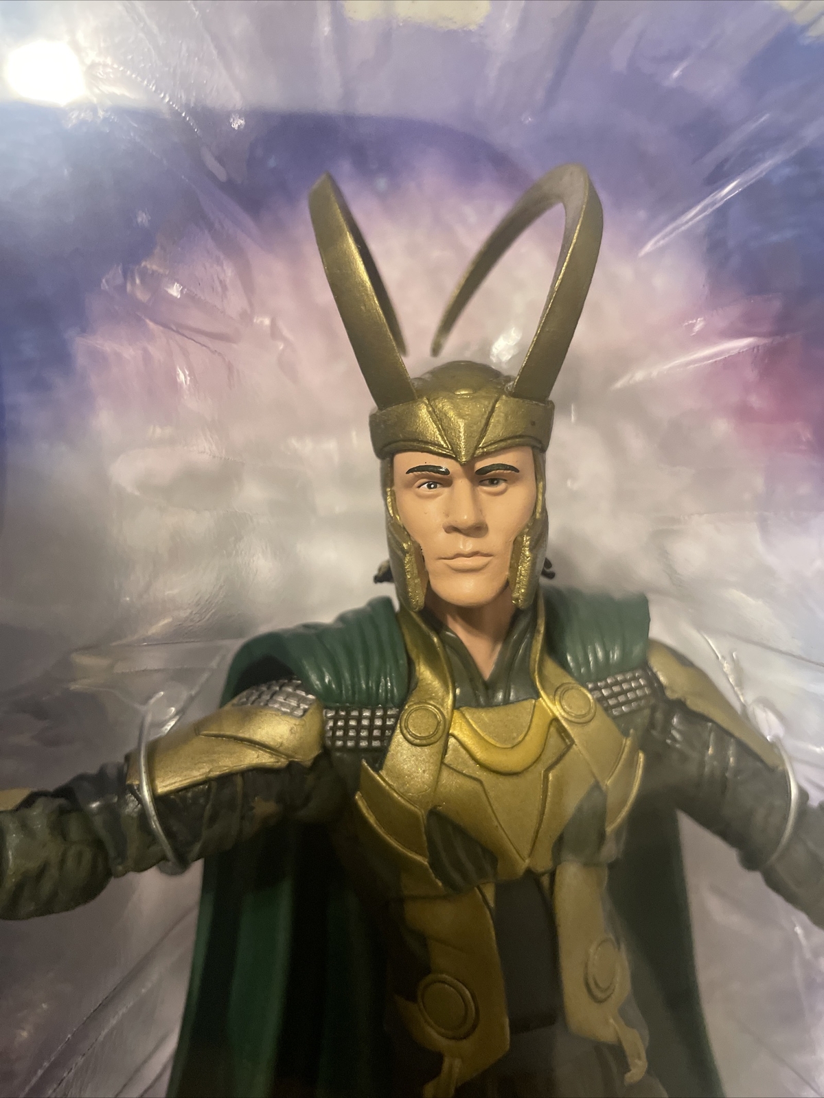 Diamond Select Toys Marvel The Avengers Select Loki Action Figure 7 In