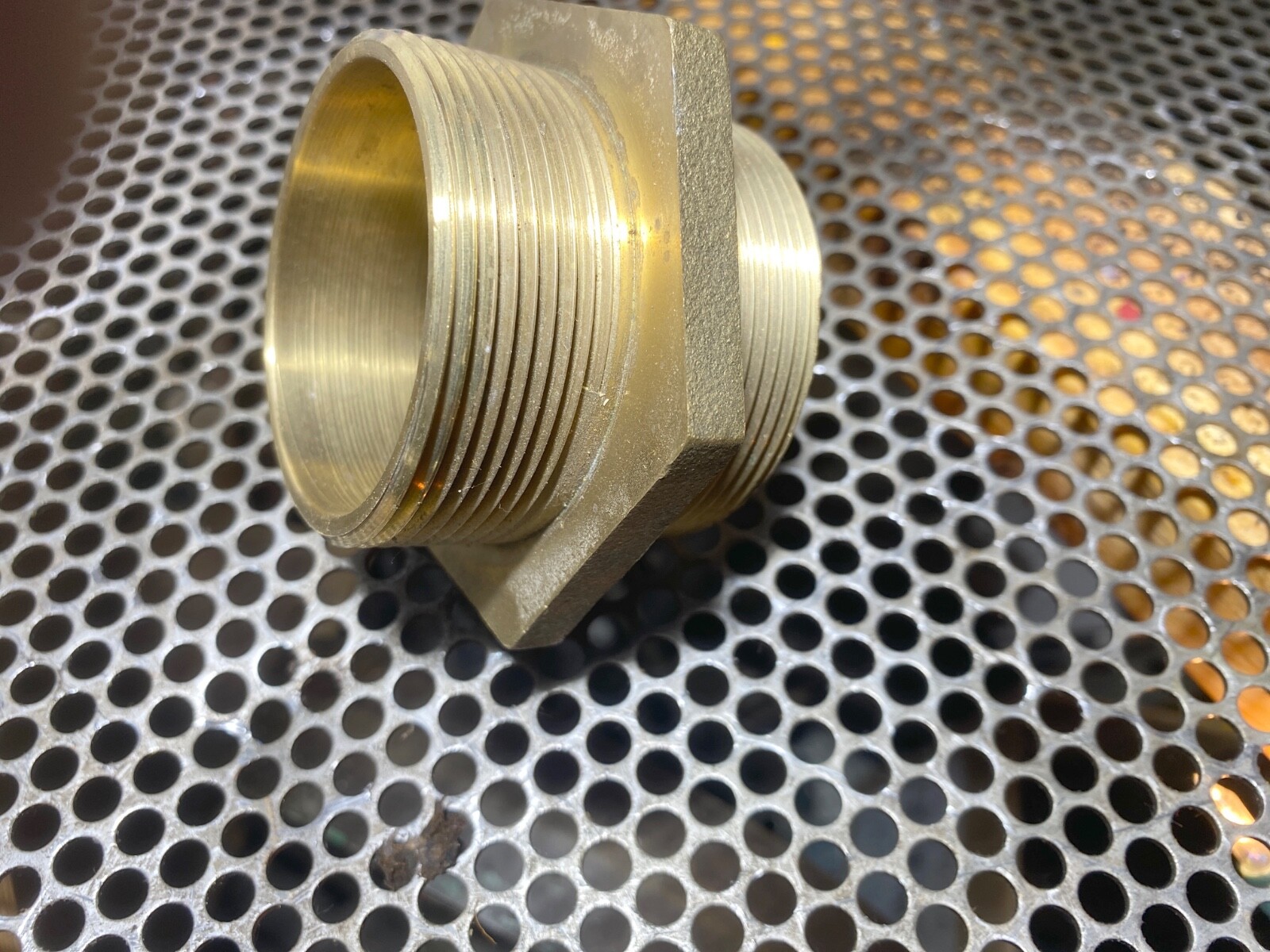 1-1/2" MNPT to 1-1/2" MNPT Brass Adapter