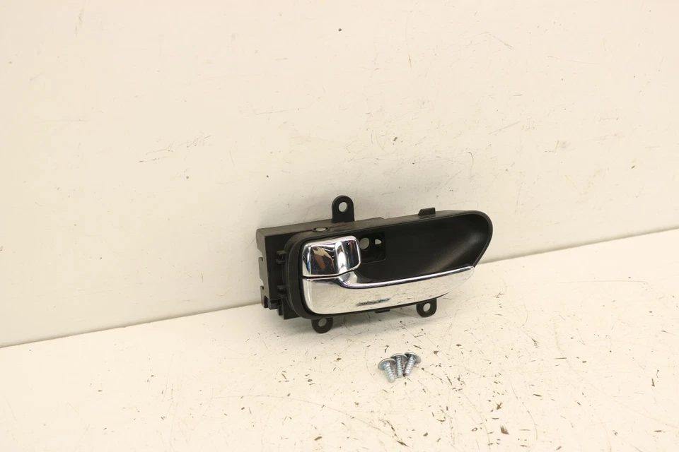 03-06 INFINITI G35 SEDÁN TRASERO IZQUIERDO LADO DEL CONDUCTOR INTERIOR PUERTA TIRADOR OEM Foto 2 de 4