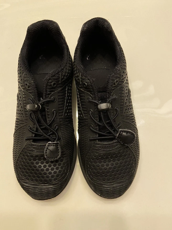 Clarks Sprint Lane~ Size 1.5~Black Kids Trainers Light Weight Sneakers~ 61015612 - Image 3 of 4