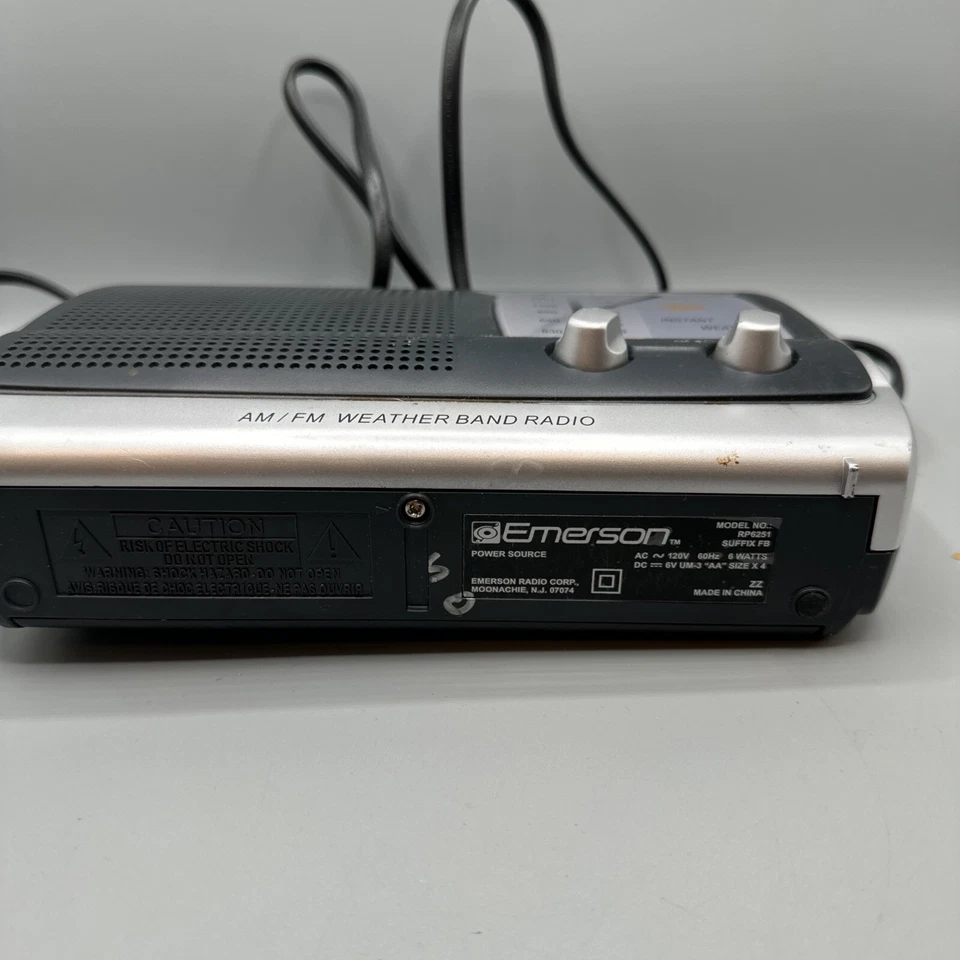 Emerson AM/FM/Weather Band Portable Radio Model RP6251 - Tested and Working - Image 3 of 4