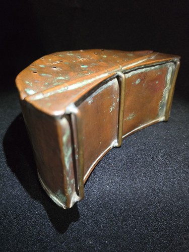 Vintage Solid Copper (SAPOL) Live Worm Bait Fishing Box With Belt Clip @50 - Picture 7 of 11