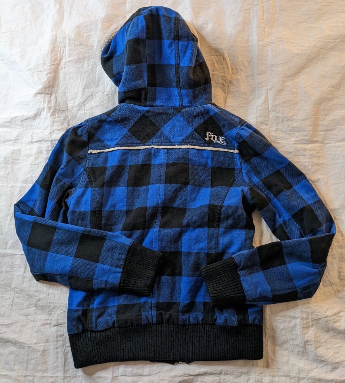 Picture 3 of 10