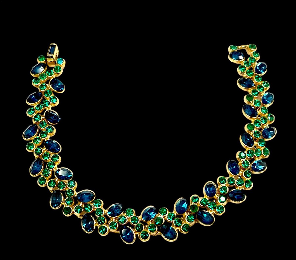 RARE 1950'S CROWN TRIFARI GOLD PLATED OVAL BLUE & GREEN