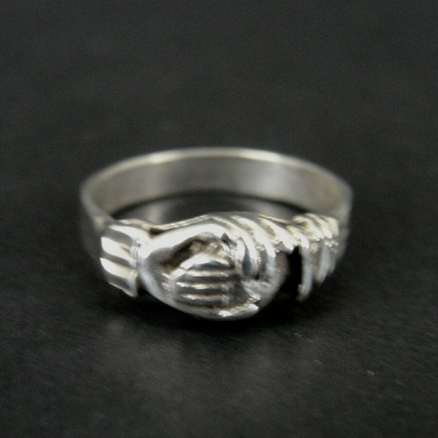 ROAD Shakehands Ring silver925 シルバーリング 楽天市場】CMW-UNKNOWN ShakeHands Ring SV : C-G