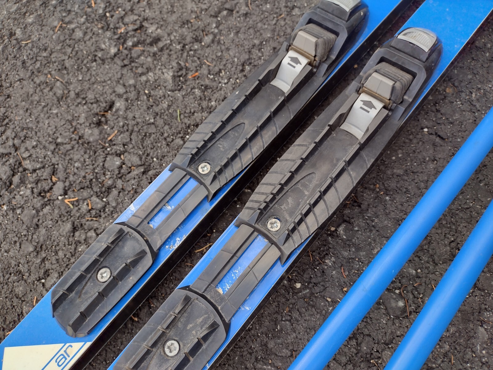 Rossignol Waxless 180cm Cross Country Ski NNN Rossignol Binding Nordic